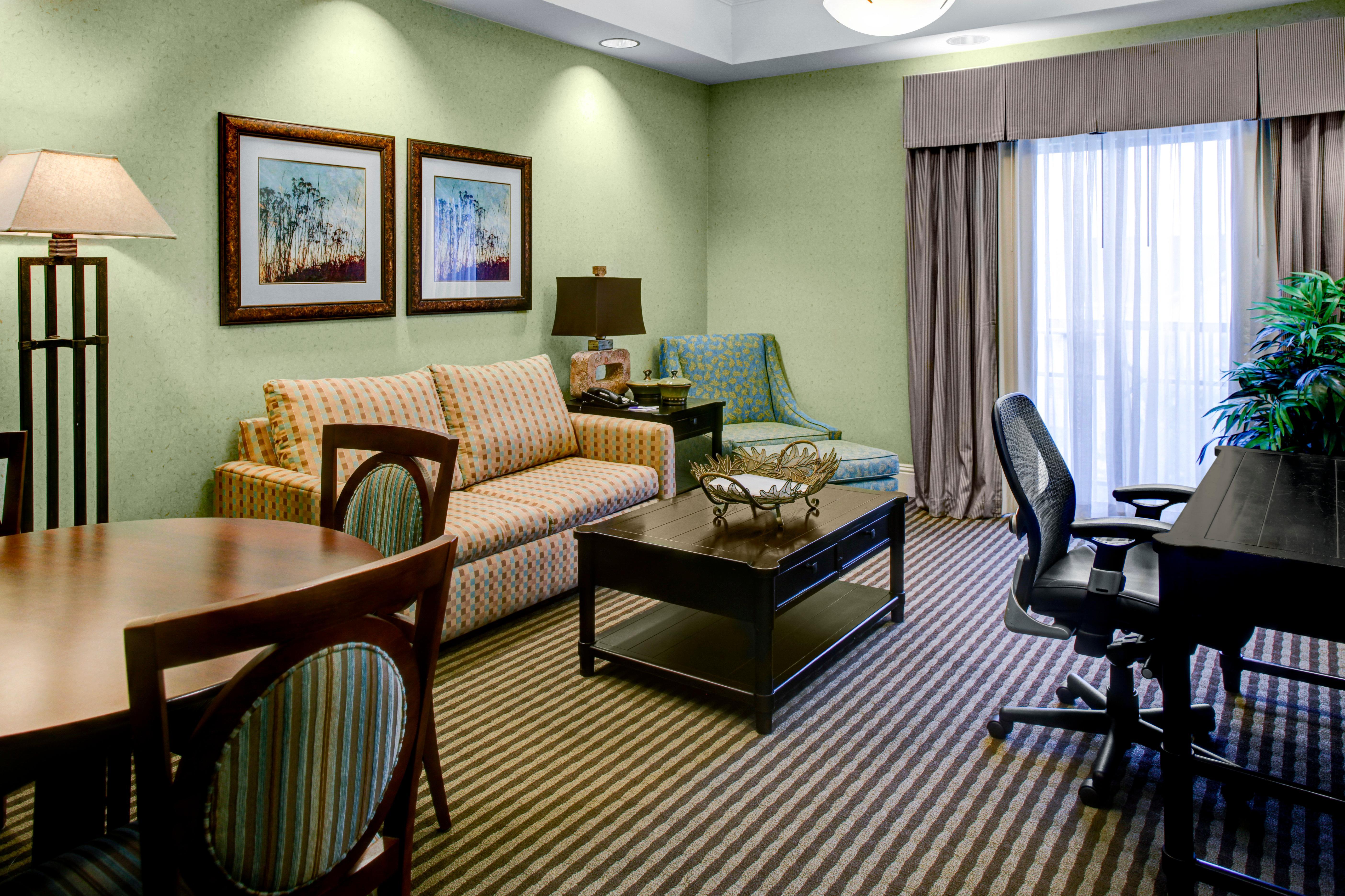 Express & Buckhead By Ihg Hotel 3*