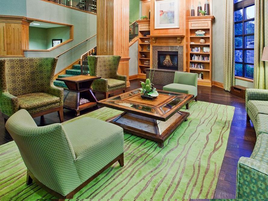Express & Buckhead By Ihg Hotel 3*